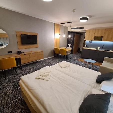 Appartamento Akvamarín Bešeňová apartmán Esterno foto